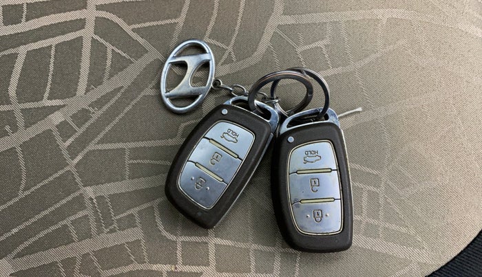 2014 Hyundai Grand i10 ASTA 1.2 KAPPA VTVT, Petrol, Manual, 51,039 km, Key Close Up