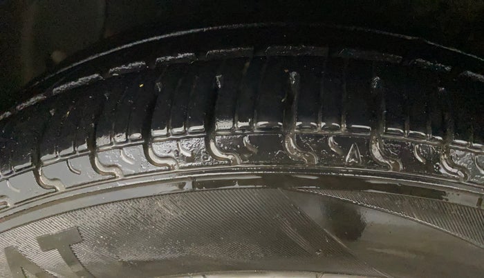 2014 Hyundai Grand i10 ASTA 1.2 KAPPA VTVT, Petrol, Manual, 51,039 km, Left Front Tyre Tread