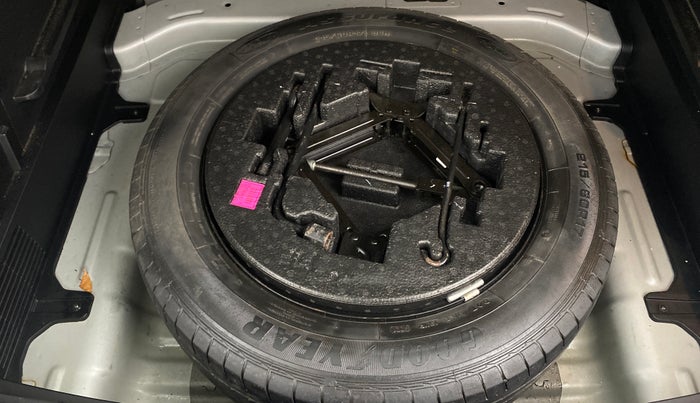 2018 Hyundai Creta SX AT 1.6 PETROL, Petrol, Automatic, 60,704 km, Spare Tyre