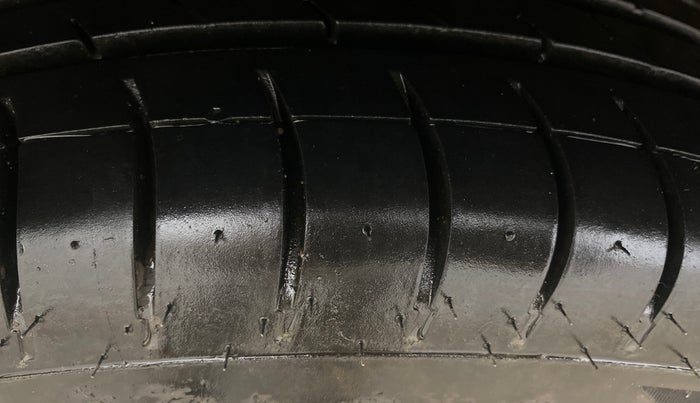 2017 Hyundai Elite i20 SPORTZ 1.2, Petrol, Manual, 79,549 km, Right Rear Tyre Tread