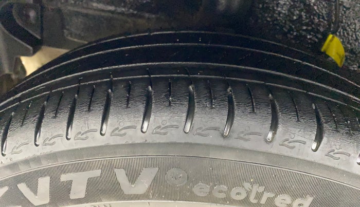 2023 Hyundai GRAND I10 NIOS ASTA AMT 1.2 KAPPA VTVT, Petrol, Automatic, 32,755 km, Right Rear Tyre Tread