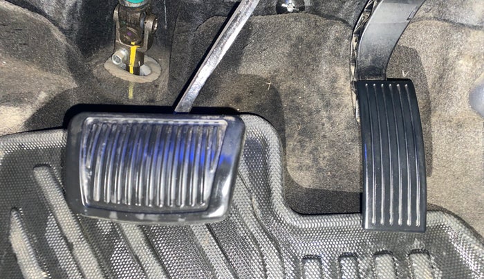 2023 Hyundai GRAND I10 NIOS ASTA AMT 1.2 KAPPA VTVT, Petrol, Automatic, 32,755 km, Pedals