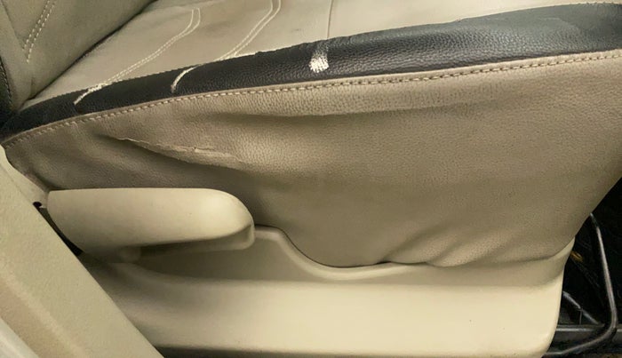 2015 Maruti Celerio VXI AMT, Petrol, Automatic, 39,707 km, Driver Side Adjustment Panel
