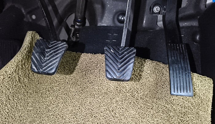 2013 Hyundai i20 SPORTZ 1.4 CRDI, Diesel, Manual, 1,01,692 km, Pedals