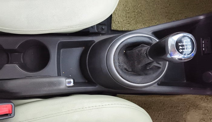 2013 Hyundai i20 SPORTZ 1.4 CRDI, Diesel, Manual, 1,01,692 km, Gear Lever