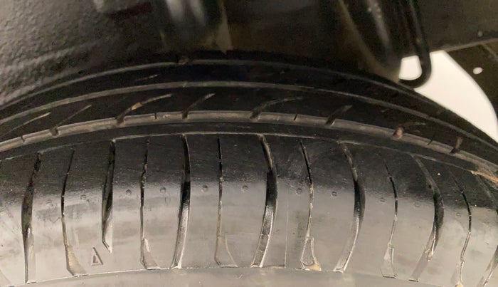 2018 Maruti Celerio ZXI AMT (O), Petrol, Automatic, 54,434 km, Left Rear Tyre Tread