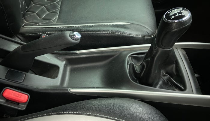 2018 Maruti Baleno ZETA PETROL 1.2, Petrol, Manual, 23,286 km, Gear Lever