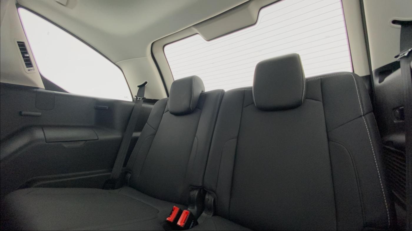2019 Tata Hexa Varicor 400 XT, Diesel, Manual, 8,242 km, Third Seat Row ( optional )