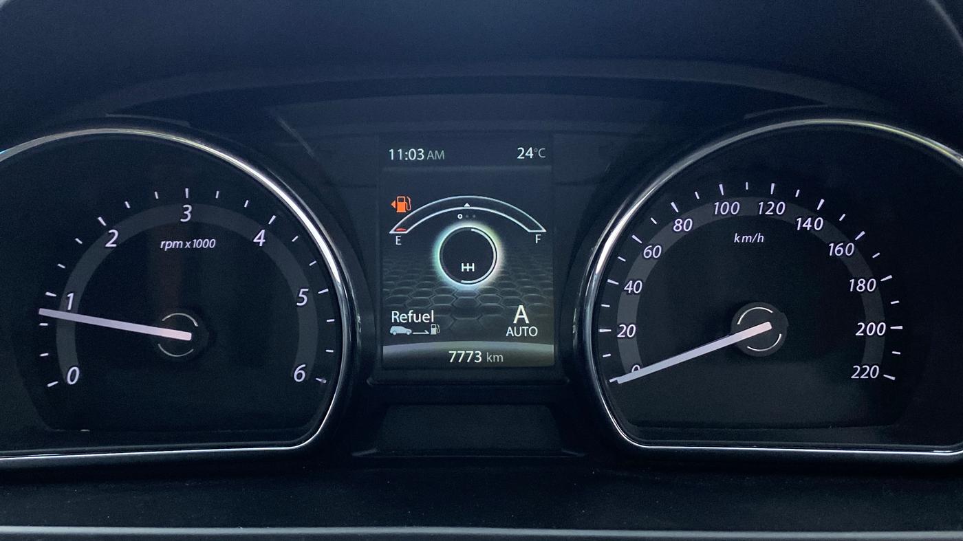 2019 Tata Hexa Varicor 400 XT, Diesel, Manual, 8,242 km, Odometer Image