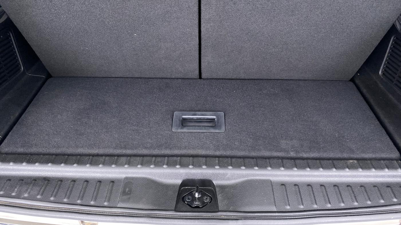 2019 Tata Hexa Varicor 400 XT, Diesel, Manual, 8,242 km, Boot Inside