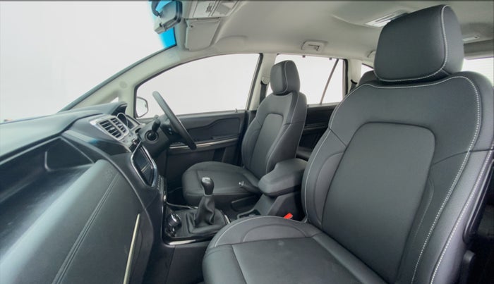 2019 Tata Hexa Varicor 400 XT, Diesel, Manual, 8,242 km, Right Side Front Door Cabin