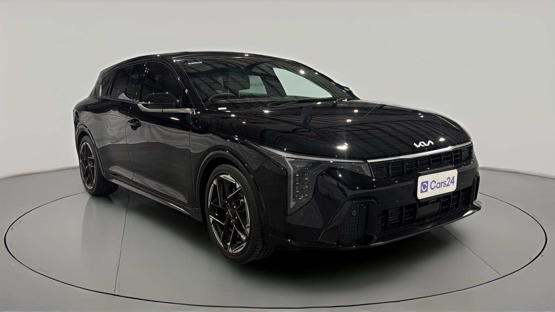Kia K4 image