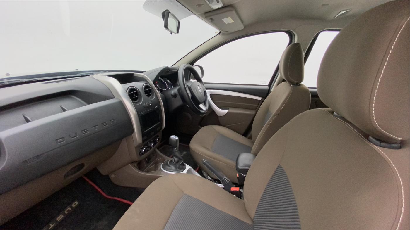 2019 Renault Duster RXS CVT, Petrol, Automatic, 67,939 km, Right Side Front Door Cabin