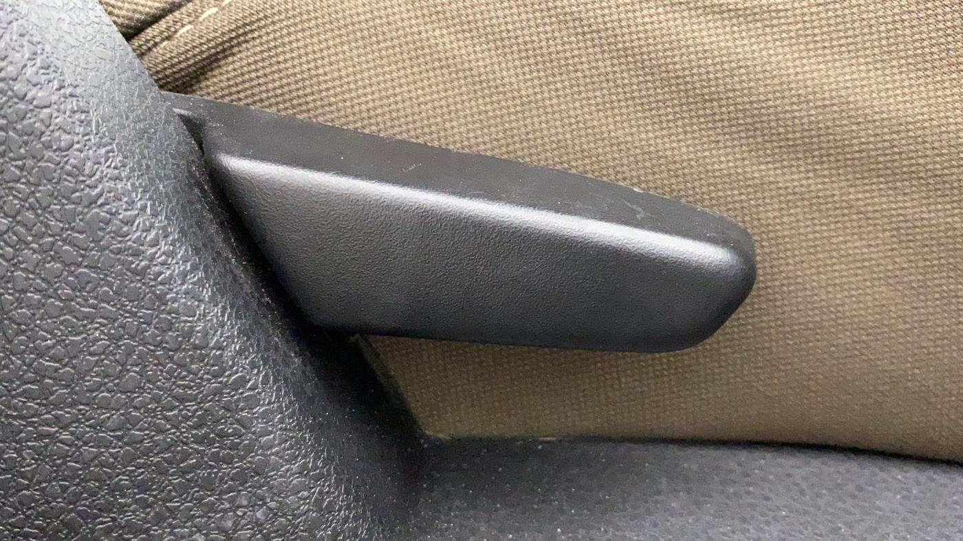 2019 Renault Duster RXS CVT, Petrol, Automatic, 67,939 km, Driver Side Adjustment Panel