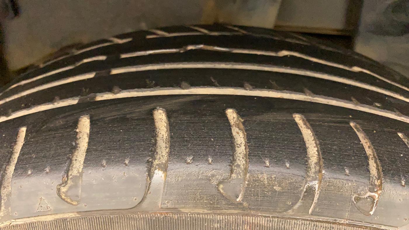 2019 Renault Duster RXS CVT, Petrol, Automatic, 67,939 km, Left Rear Tyre Tread