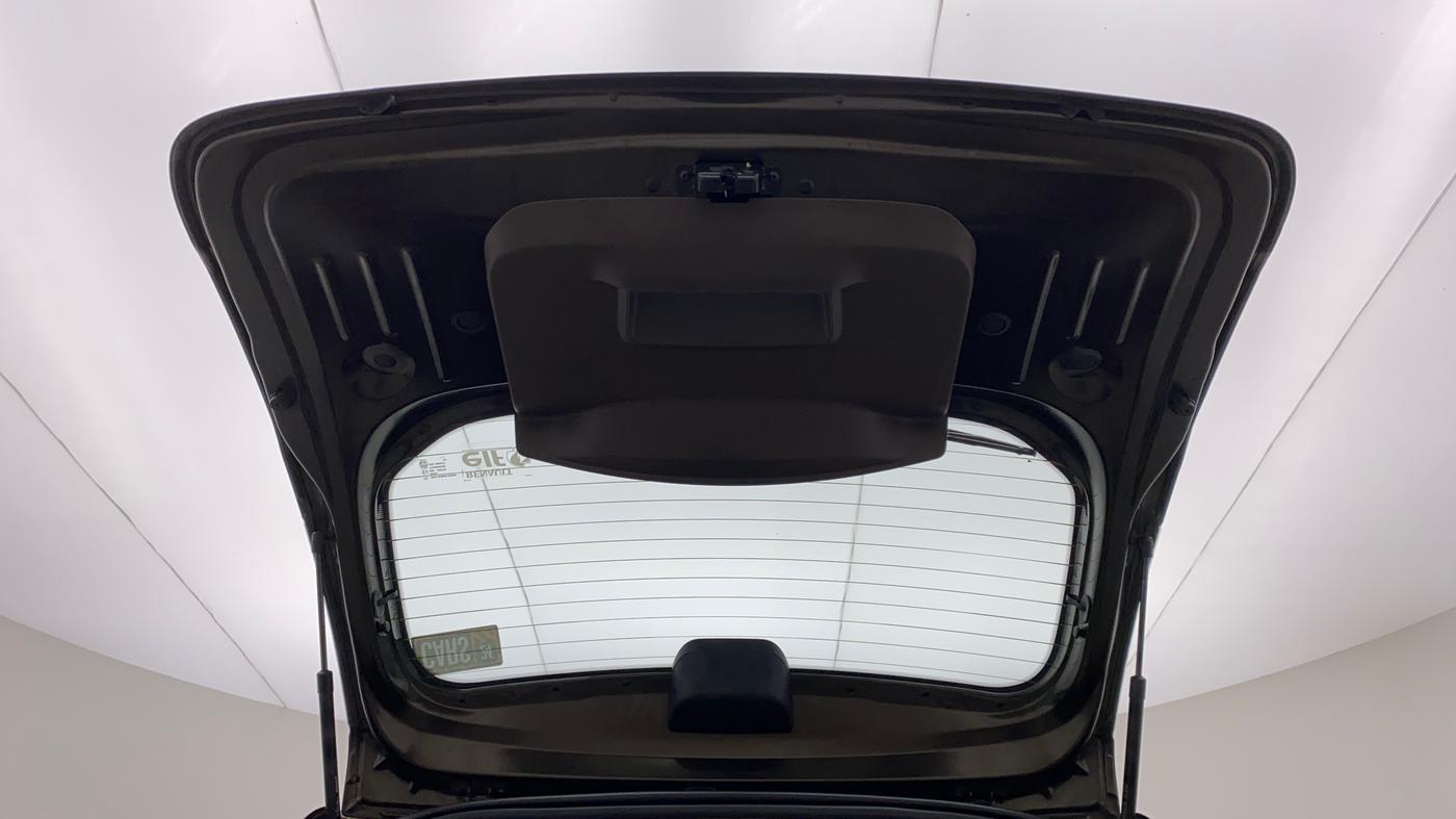 2019 Renault Duster RXS CVT, Petrol, Automatic, 67,939 km, Boot Door Open