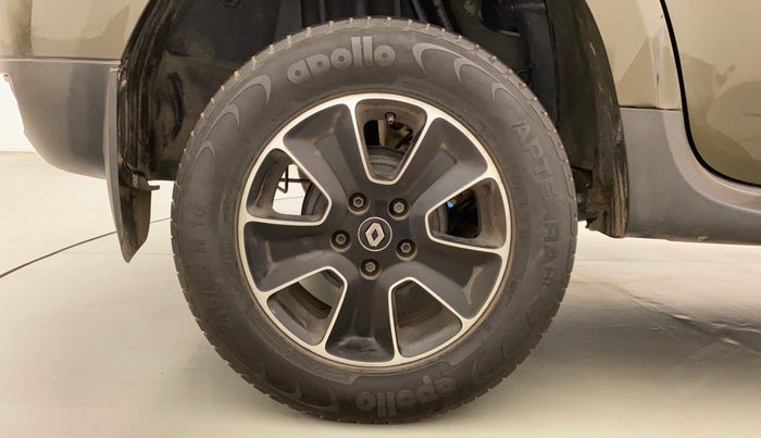 2019 Renault Duster RXS CVT, Petrol, Automatic, 67,939 km, Right Rear Wheel