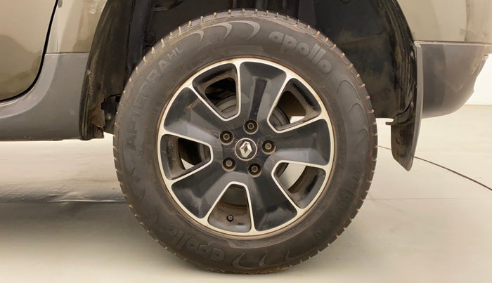 2019 Renault Duster RXS CVT, Petrol, Automatic, 67,939 km, Left Rear Wheel