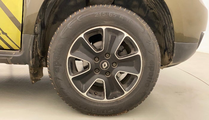 2019 Renault Duster RXS CVT, Petrol, Automatic, 67,939 km, Right Front Wheel
