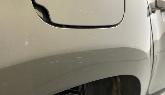 2019 Renault Duster RXS CVT, Petrol, Automatic, 67,939 km, Right quarter panel - Minor scratches