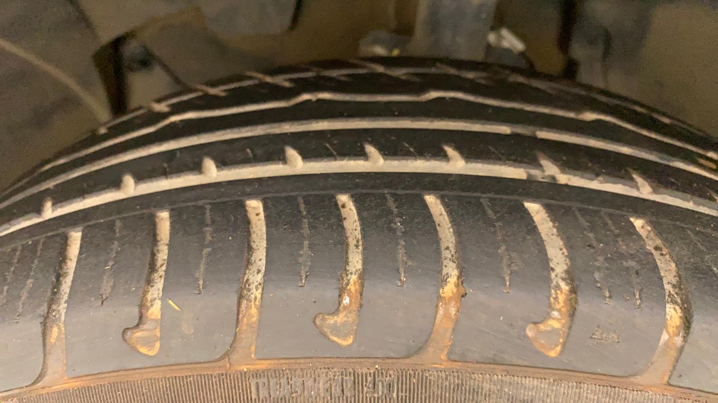 2019 Renault Duster RXS CVT, Petrol, Automatic, 67,939 km, Left Front Tyre Tread