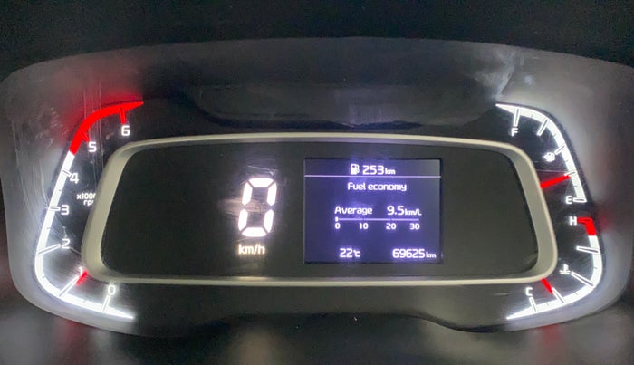 2022 KIA SONET HTK 1.5, Diesel, Manual, 69,590 km, Odometer Image