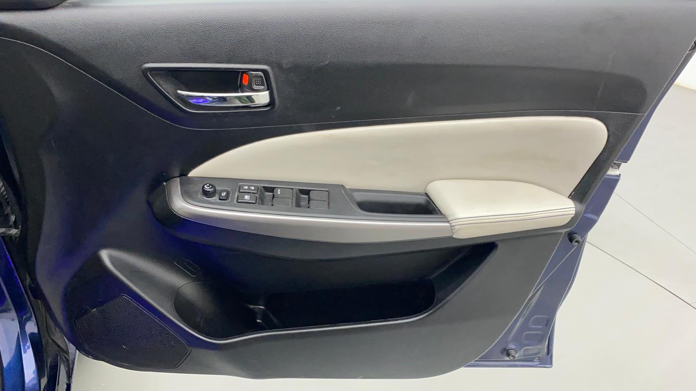 2021 Maruti Swift ZXI PLUS AMT DUAL TONE, Petrol, Automatic, 11,545 km, Driver Side Door Panels Control