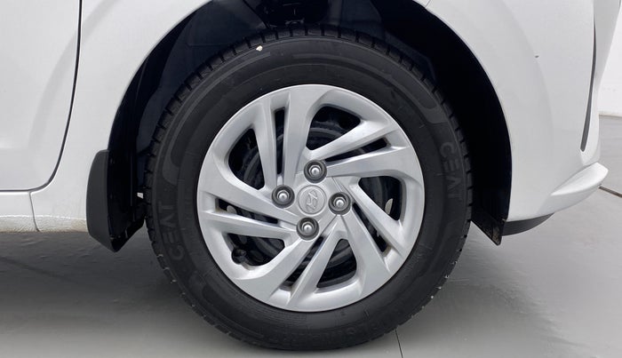 2022 Hyundai AURA S 1.2 CNG, CNG, Manual, 3,807 km, Right Front Wheel