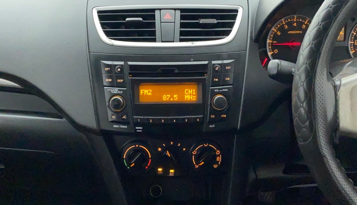 2017 Maruti Swift VXI O, Petrol, Manual, 52,043 km, Air Conditioner