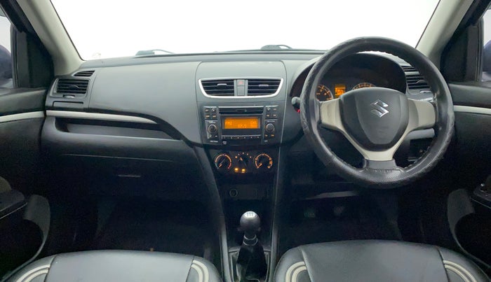 2017 Maruti Swift VXI O, Petrol, Manual, 52,043 km, Dashboard