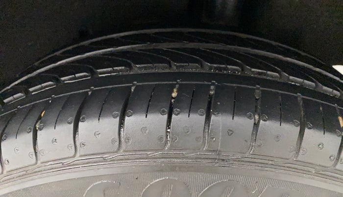 2017 Maruti Baleno DELTA CVT PETROL 1.2, Petrol, Automatic, 64,668 km, Left Rear Tyre Tread
