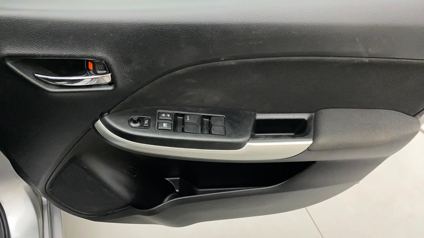 2017 Maruti Baleno DELTA CVT PETROL 1.2, Petrol, Automatic, 64,668 km, Driver Side Door Panels Control