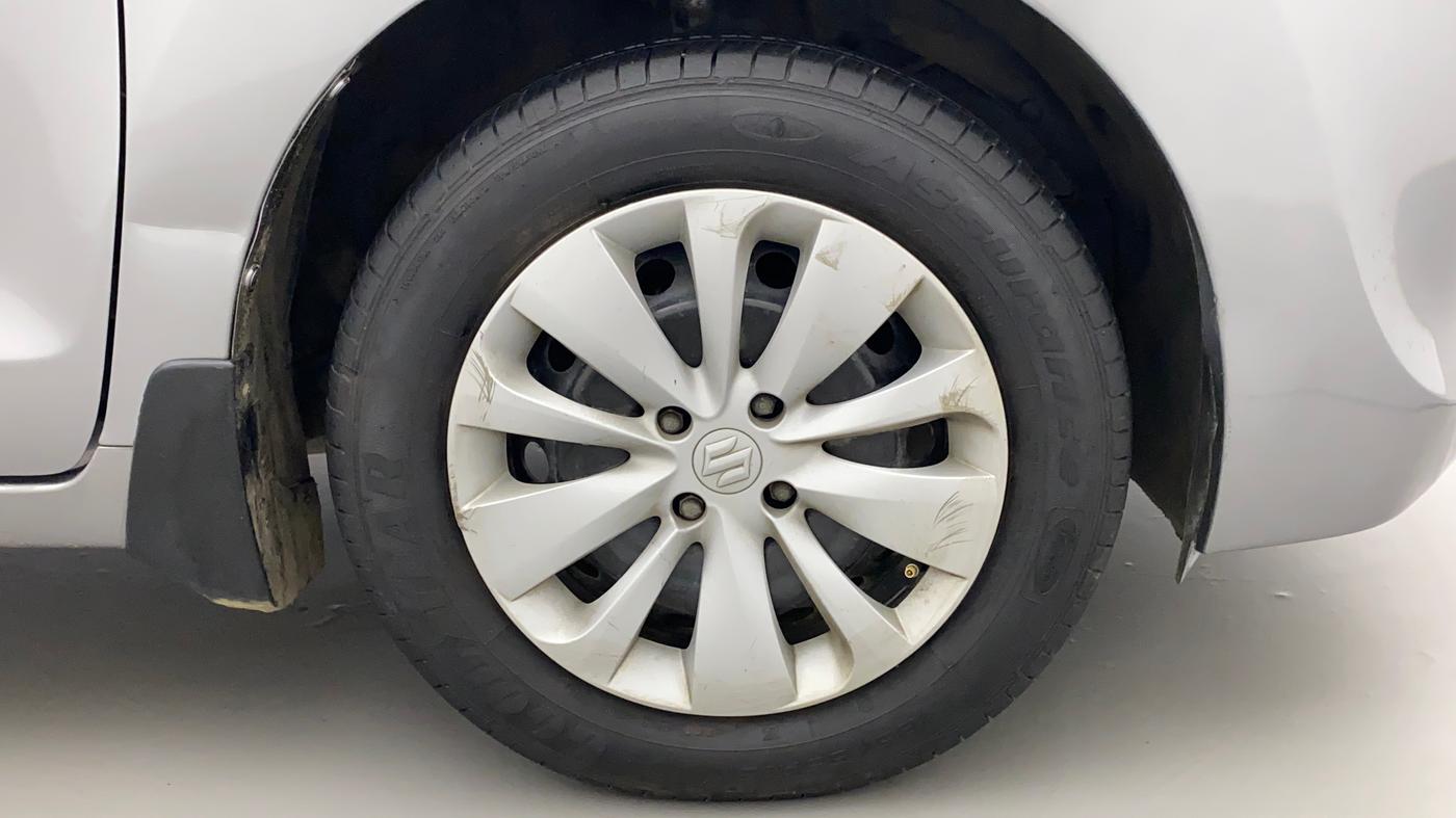 2017 Maruti Baleno DELTA CVT PETROL 1.2, Petrol, Automatic, 64,668 km, Right Front Wheel