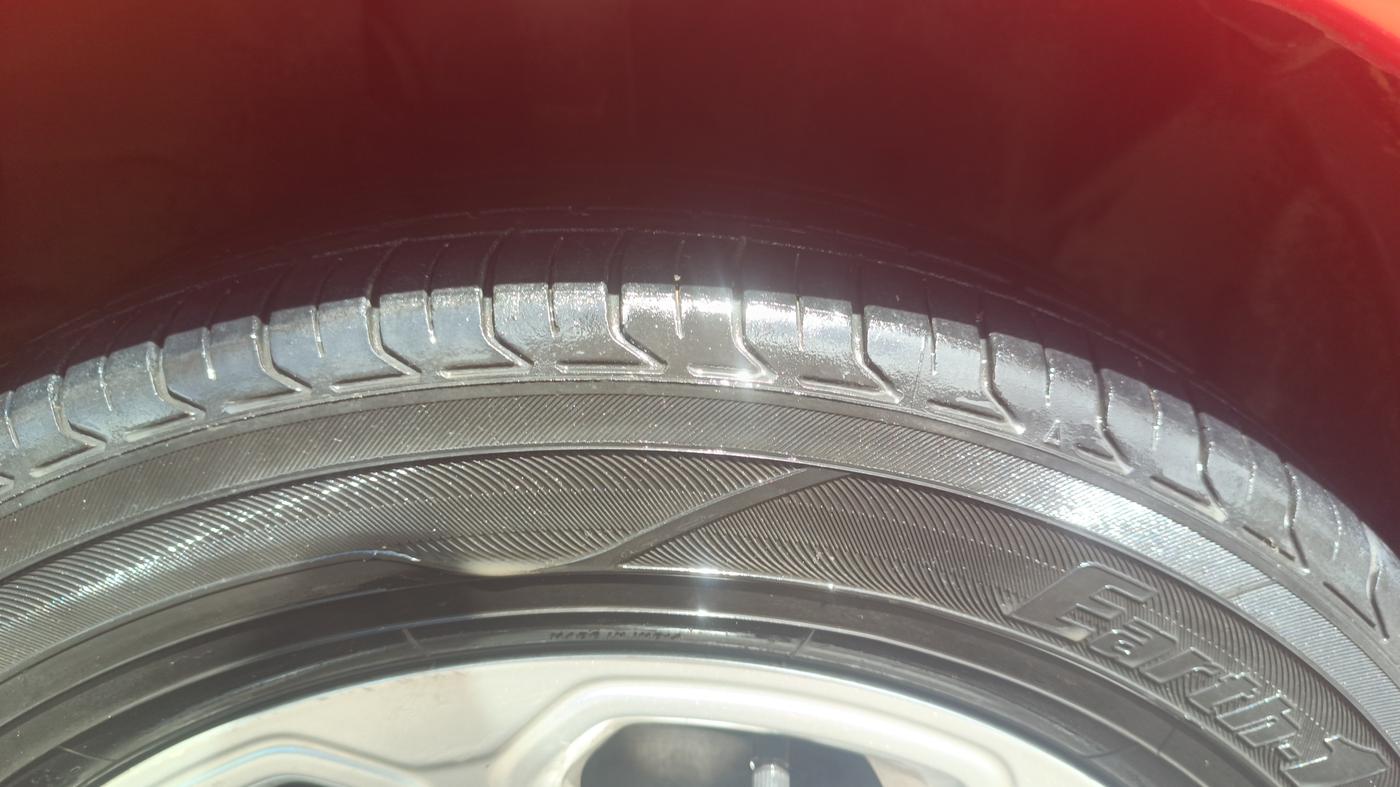 2018 Ford Ecosport TITANIUM + 1.5L DIESEL, Diesel, Manual, 80,941 km, Right Front Tyre Tread