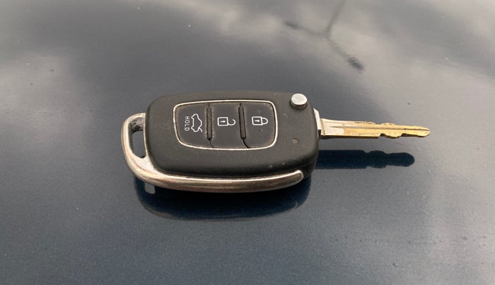 2020 Hyundai GRAND I10 NIOS SPORTZ 1.2 KAPPA VTVT, Petrol, Manual, 76,863 km, Key Close Up