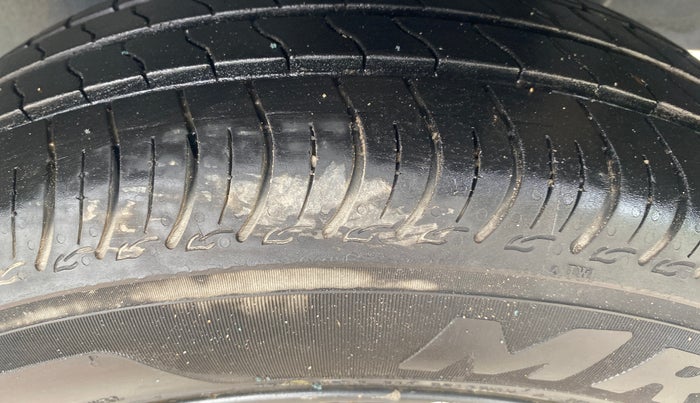 2020 Hyundai GRAND I10 NIOS SPORTZ 1.2 KAPPA VTVT, Petrol, Manual, 76,863 km, Left Rear Tyre Tread