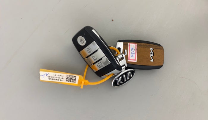 2023 KIA SONET HTX 1.0 DCT, Petrol, Automatic, 41,136 km, Key Close Up