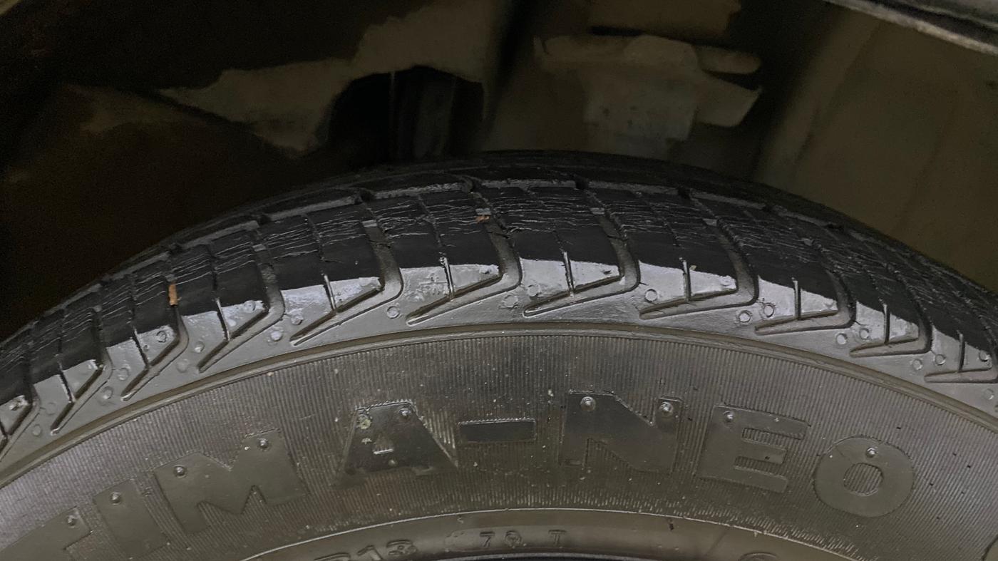 2019 Renault Kwid RXT 1.0 AMT (O), Petrol, Automatic, 61,881 km, Right Front Tyre Tread