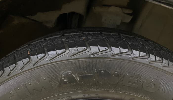 2019 Renault Kwid RXT 1.0 AMT (O), Petrol, Automatic, 61,863 km, Right Front Tyre Tread