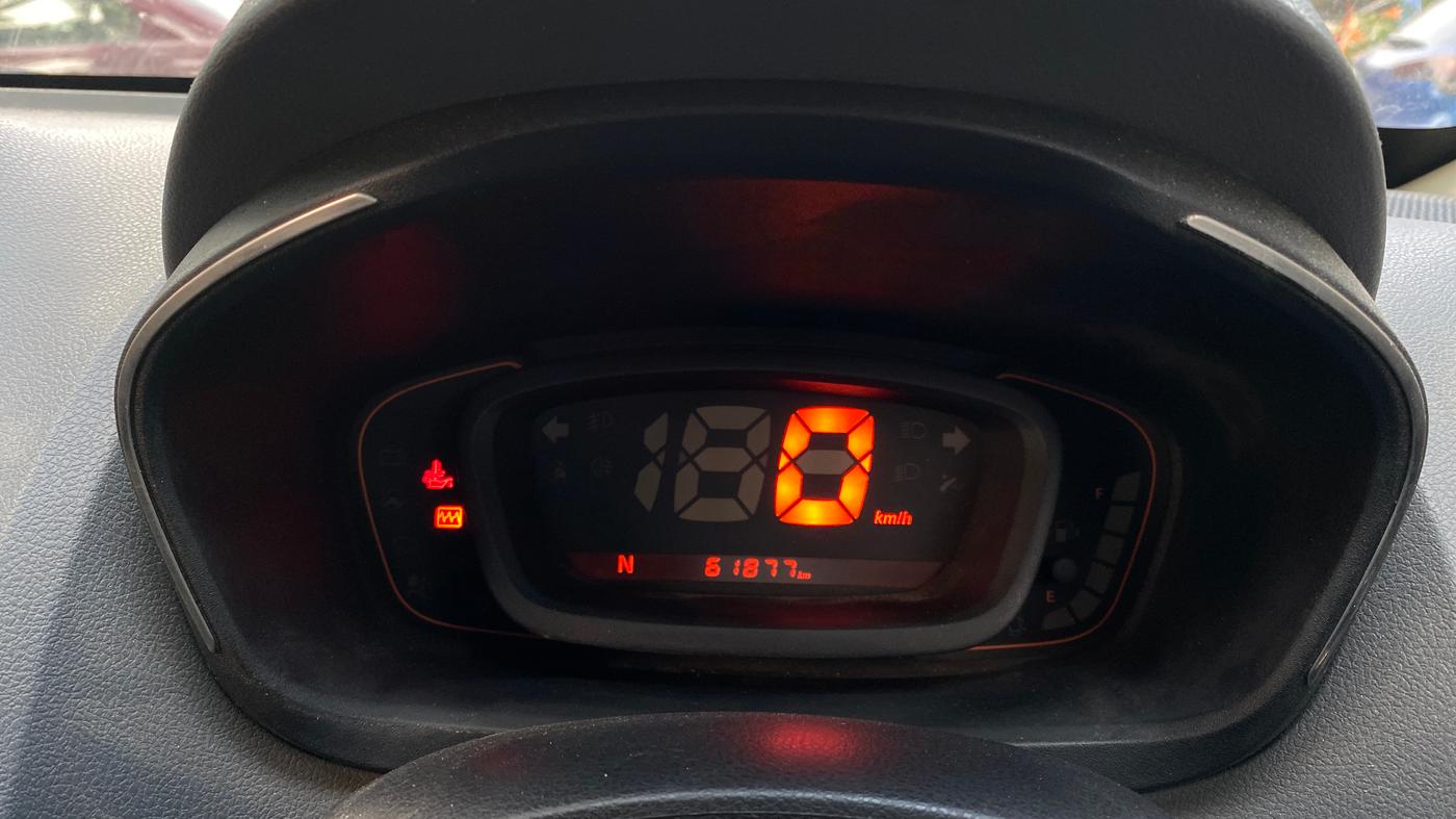 2019 Renault Kwid RXT 1.0 AMT (O), Petrol, Automatic, 61,881 km, Odometer Image