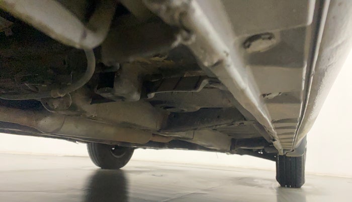 2013 Maruti Swift Dzire VXI, Petrol, Manual, 96,089 km, Right Side Underbody