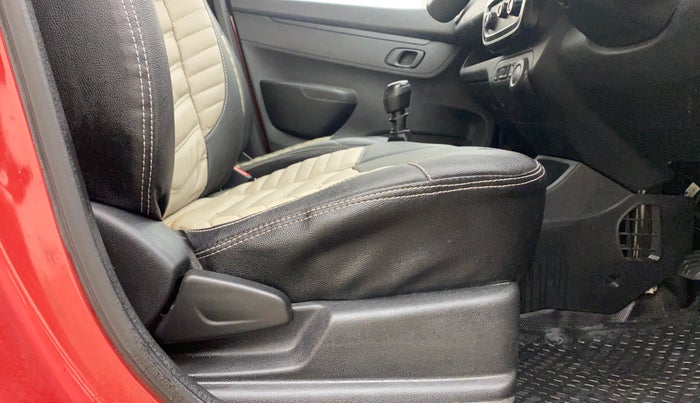 2019 Renault Kwid RXL, Petrol, Manual, 26,006 km, Driver Side Adjustment Panel