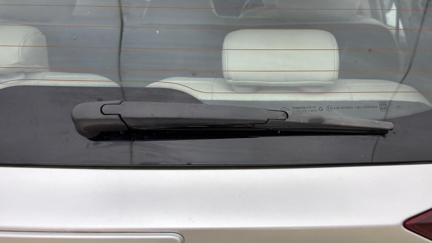 2022 Mahindra XUV700 AX 7 D AT 7 STR, Diesel, Automatic, 84,972 km, Rear Wiper
