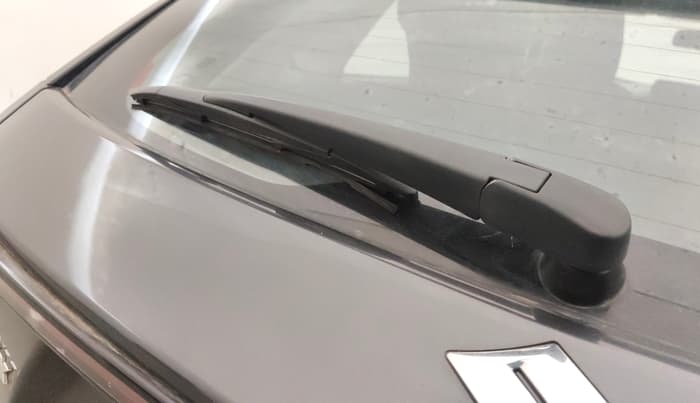 2023 Maruti FRONX ALPHA 1.0L TURBO 6 AT, Petrol, Automatic, 25,215 km, Rear Wiper