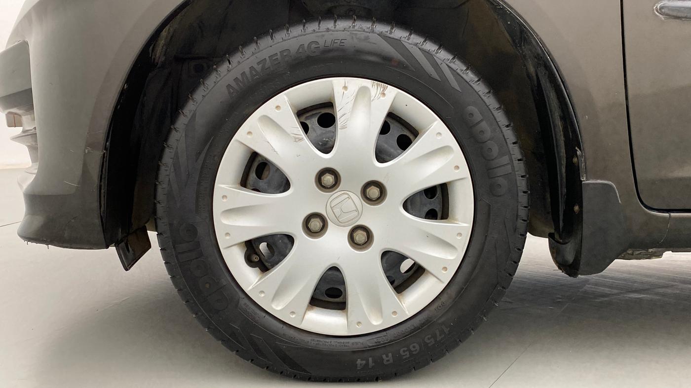 2015 Honda Amaze 1.2 SMT I VTEC, Petrol, Manual, 34,094 km, Left Front Wheel