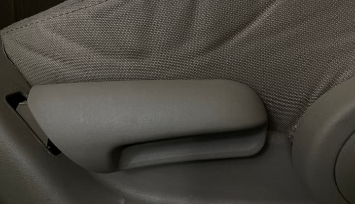 2022 Maruti Ciaz ZETA 1.5 SHVS MT PETROL, Petrol, Manual, 54,337 km, Driver Side Adjustment Panel