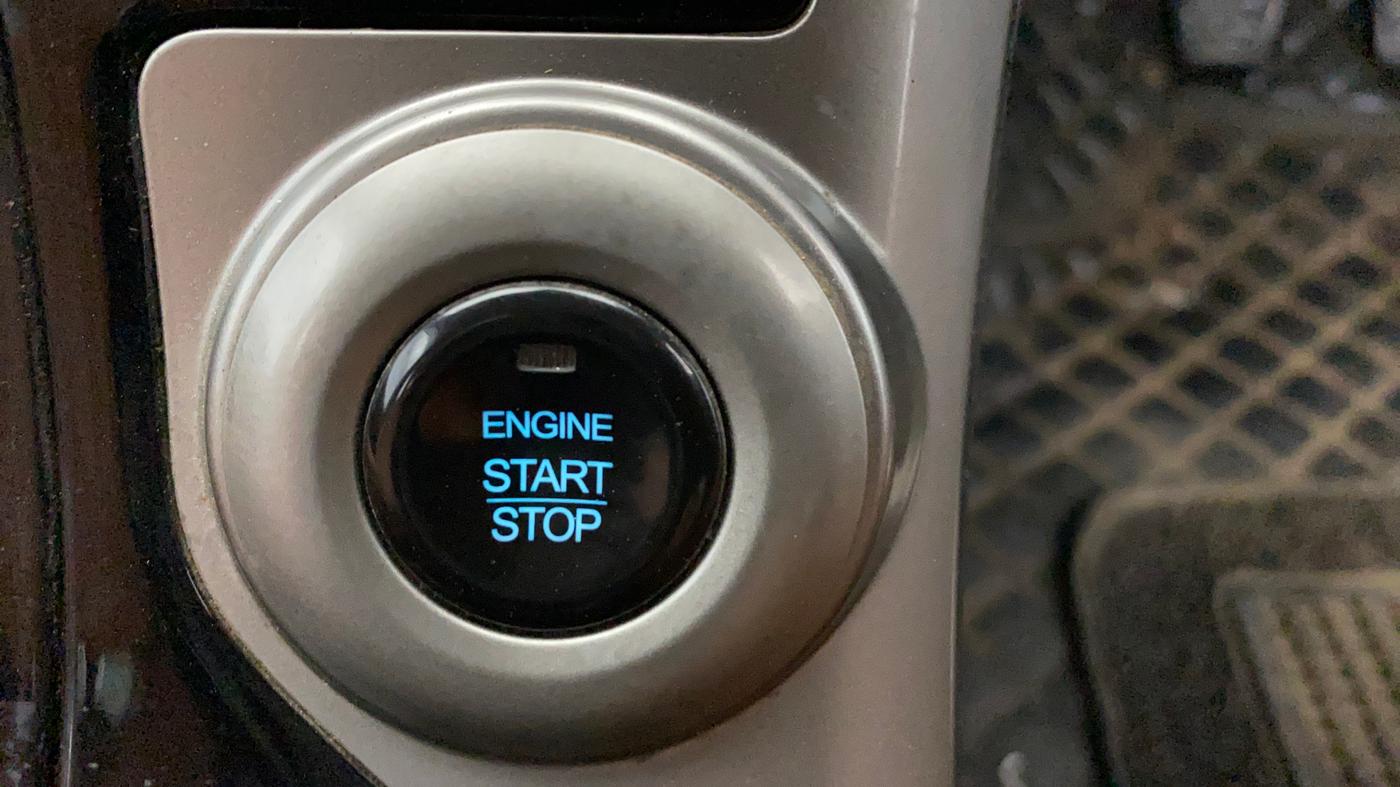 2020 Mahindra XUV500 W9, Diesel, Manual, 1,11,960 km, Keyless Start/ Stop Button