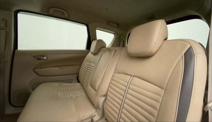 2013 Maruti Ertiga ZDI, Diesel, Manual, 99,344 km, Right Side Rear Door Cabin