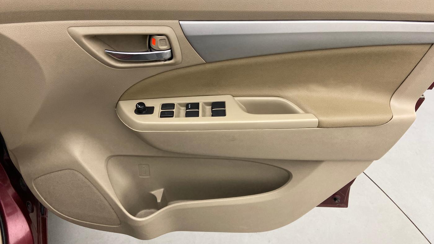 2013 Maruti Ertiga ZDI, Diesel, Manual, 99,344 km, Driver Side Door Panels Control