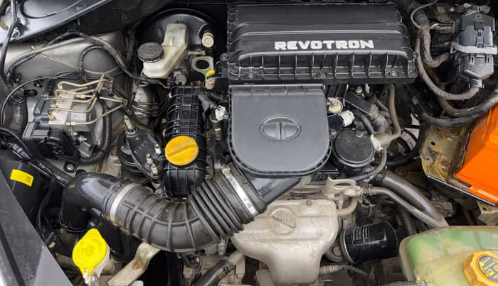 2018 Tata Tiago XZ PETROL, Petrol, Manual, 1,18,576 km, Engine View - Right